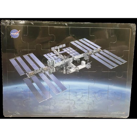 TEXAS TOY DISTRIBUTION 12 x 9 in NASA International Space Station Wood Puzzle 24 Piece WP104